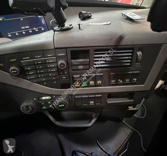 Traktor Volvo 650
