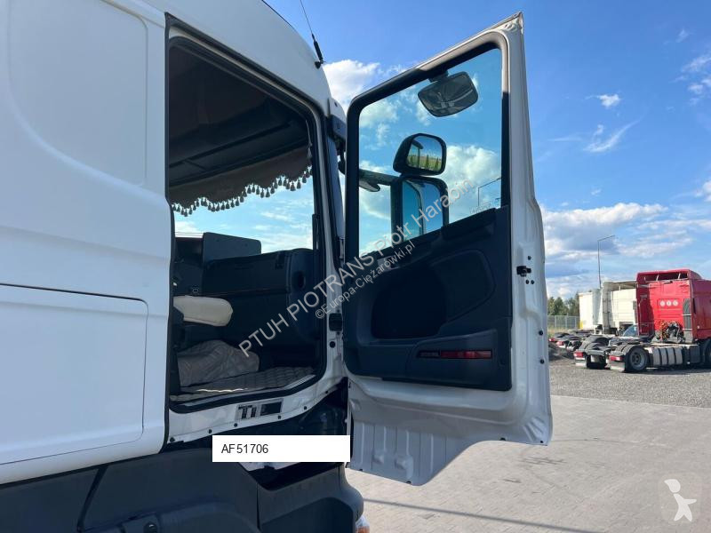 Влекач Scania R420/ MANUAL/ RETARDER/ LODÓWKA/...