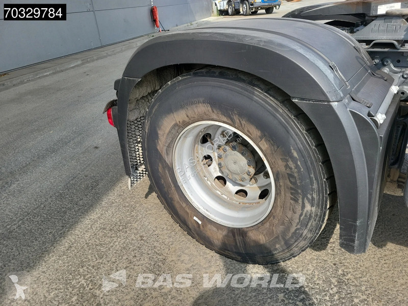 جرار Mercedes 1846 4X2 ClassicSpace Retarder...