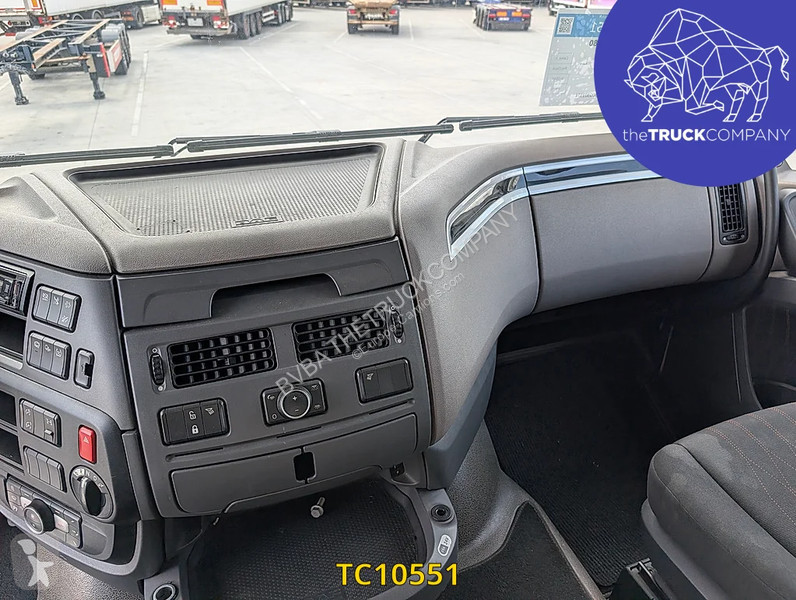 جرار DAF XF