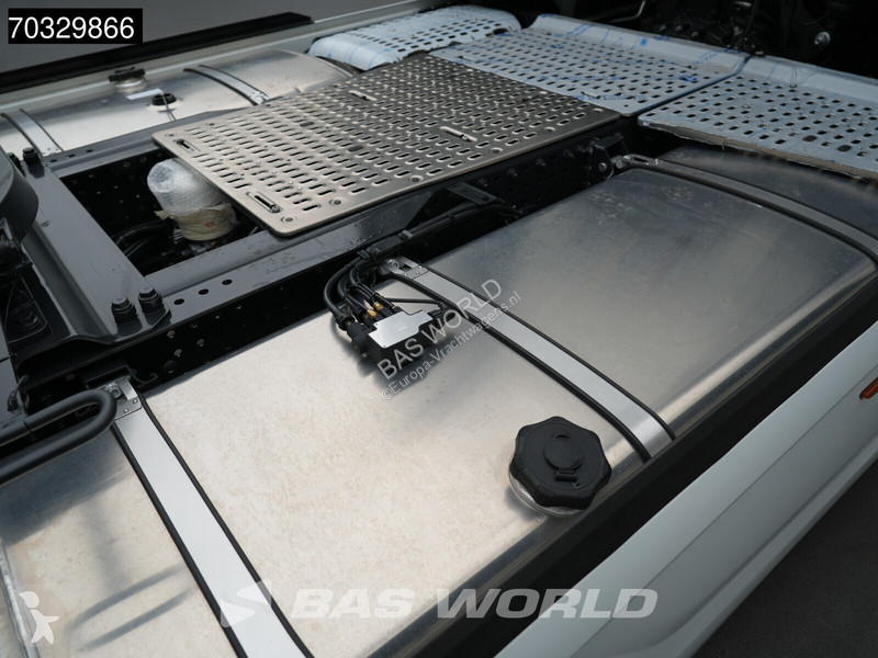 جرار Iveco S-Way 500 4X2 NEW! HPEB Parking...
