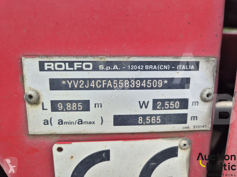 جرار Volvo 420