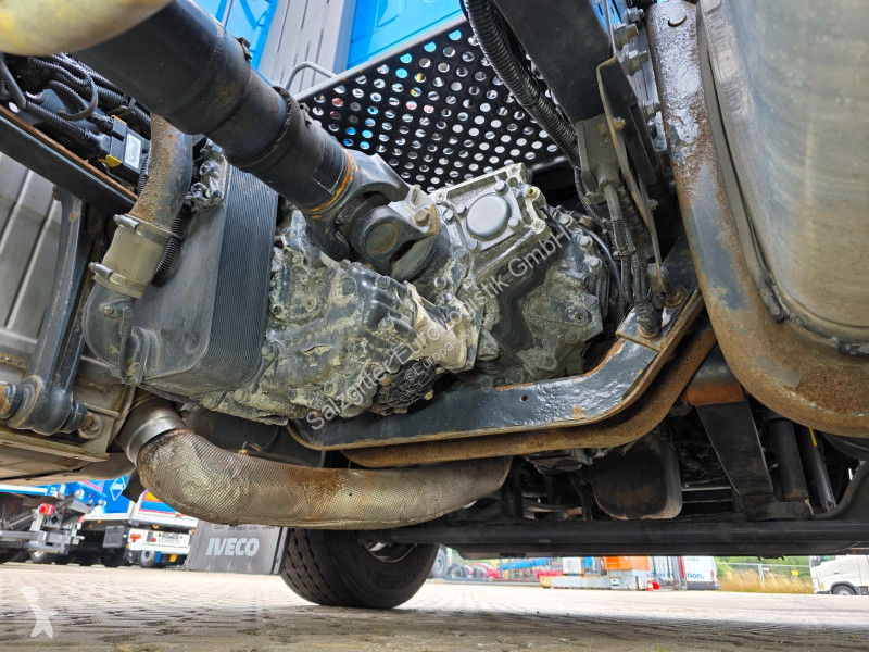 Iveco 400 / Intarder tractor unit