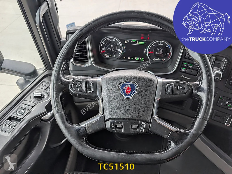جرار Scania 450