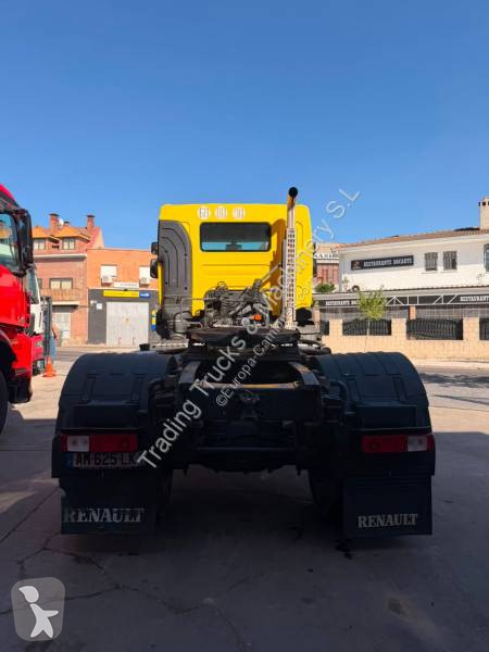 Trattore Stradale Renault