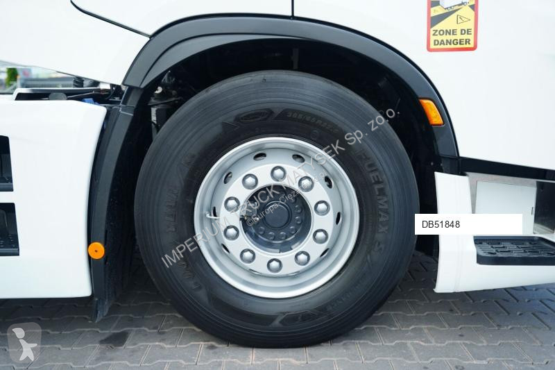 Влекач Iveco / 510