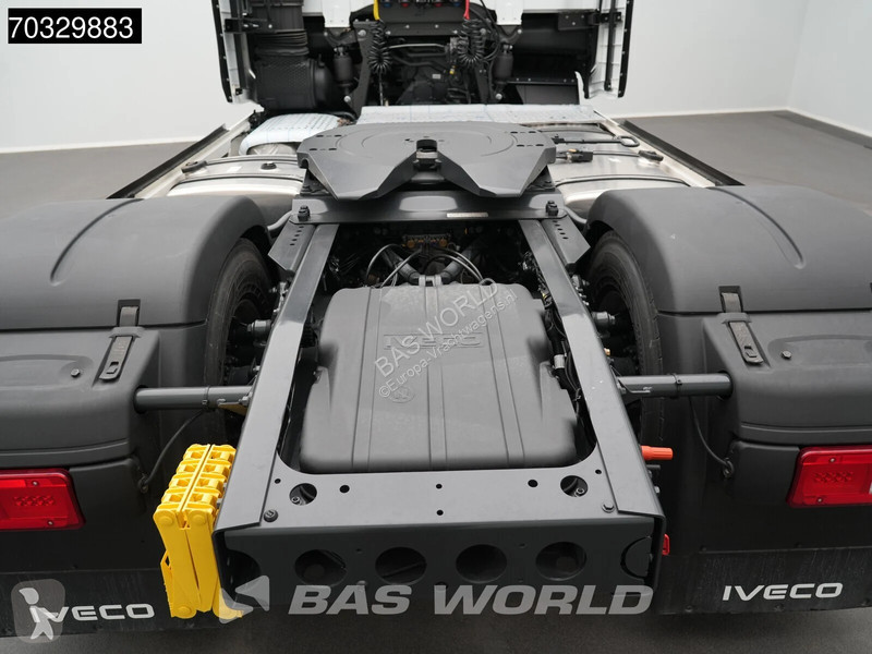 جرار Iveco S-Way 500 4X2 NEW! HPEB Parking...