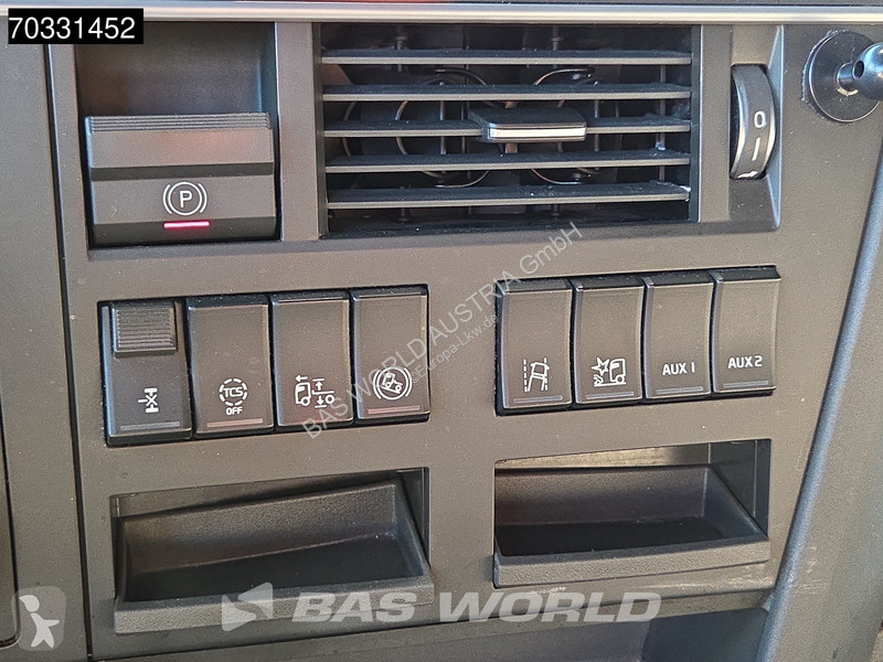 جرار Volvo FH 460 4X2 Globe Mega XL 2x Tanks...