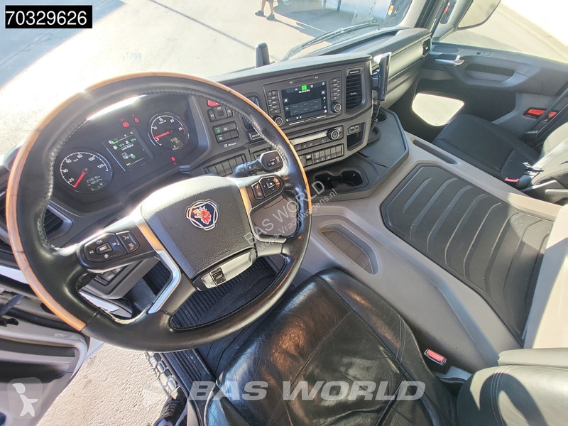 جرار Scania 360  4X2 Daycab Navi