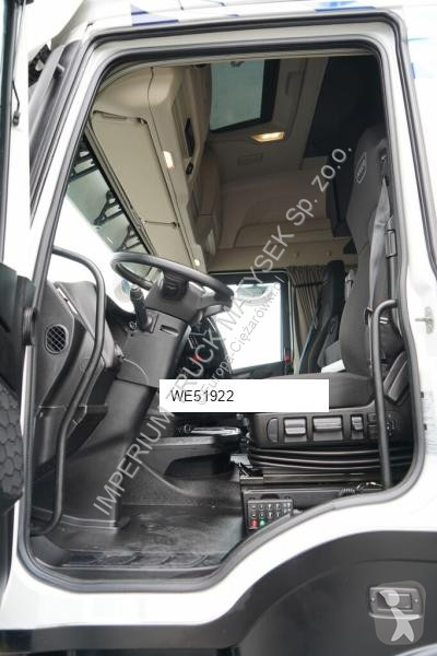 Влекач Iveco S 530