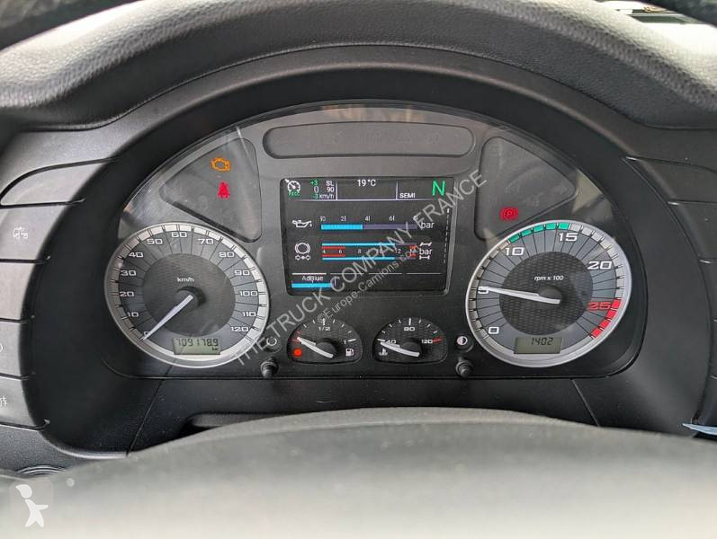 جرار Iveco