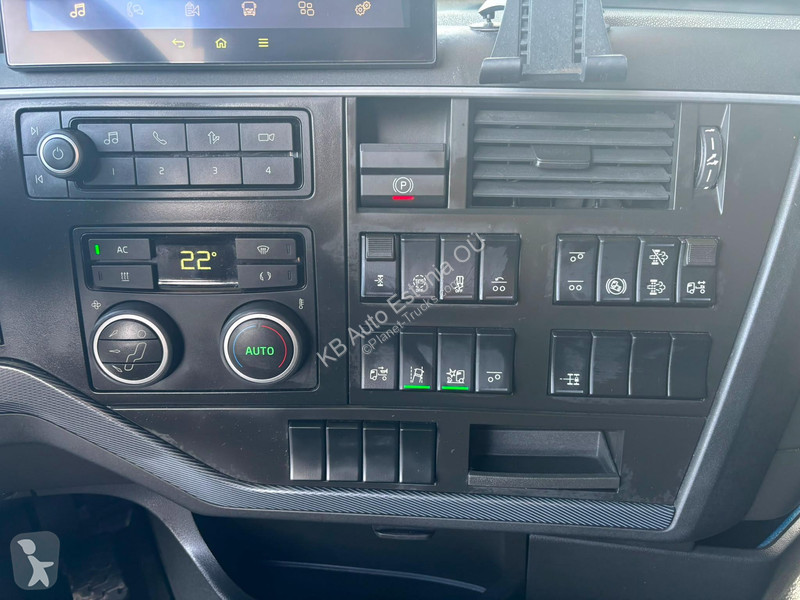 جرار Volvo 500 6x2 GLOBE XL / RETARDER / DOUBLE...