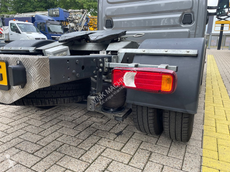 Iveco 21 40C van