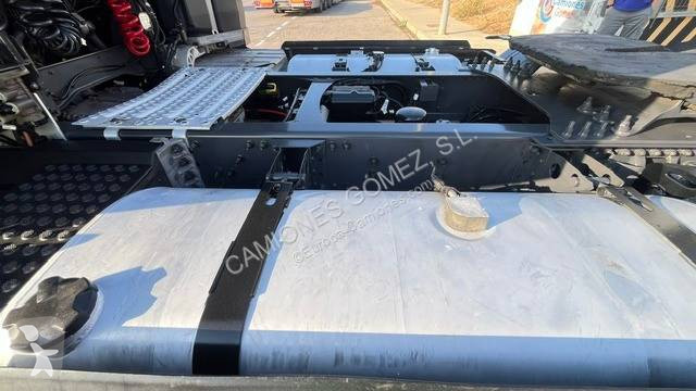 Cabeza tractora Renault