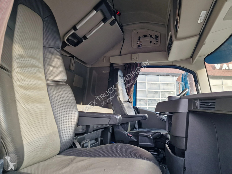 Trekker Volvo 13540 Globetrotter XL 6x2 -...