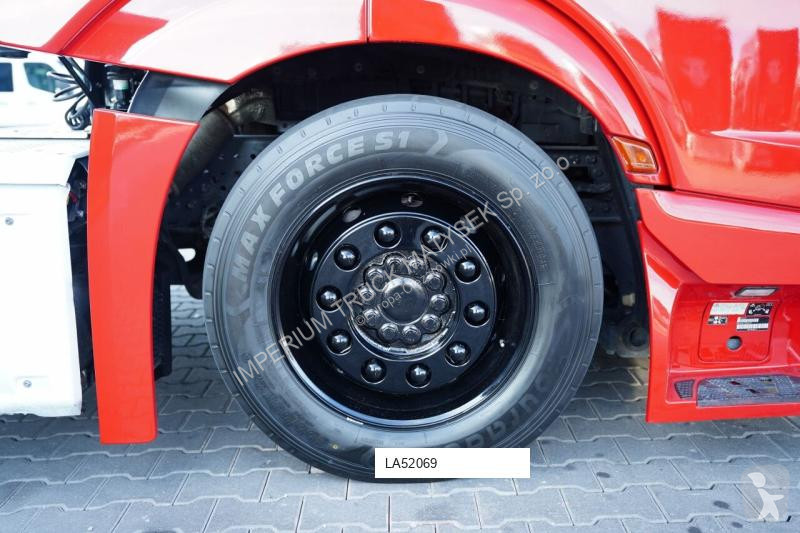 Тягач Mercedes ACTROS 1845
