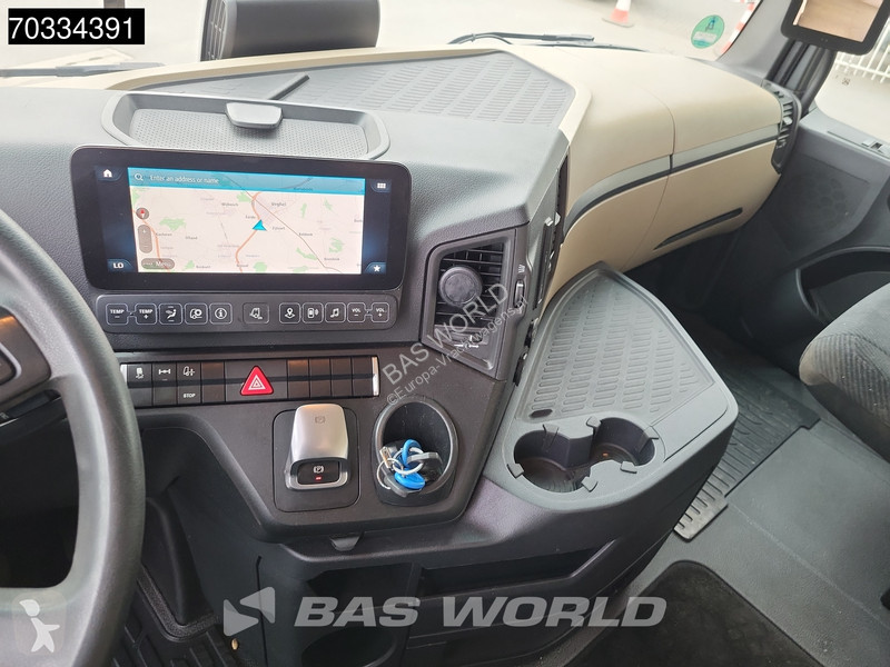 Cabeza tractora Mercedes 1845 4X2 StreamSpace...