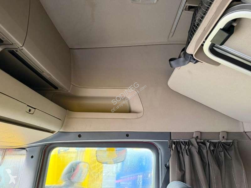 Scania 560 6X4 tractor unit