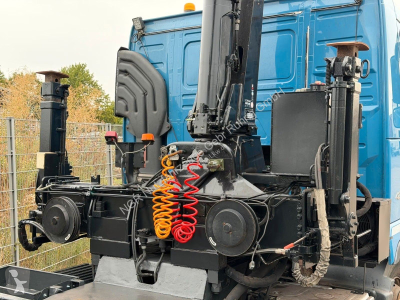 Cabeza tractora Volvo 420 6x2 mit Ladekran HLK...