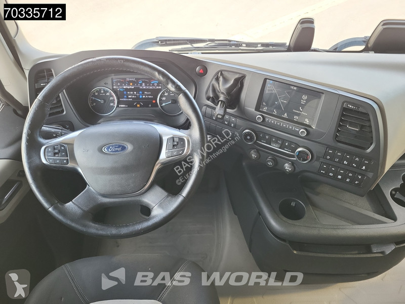 Tahač Ford F-Max 500 4X2 2x Tanks Navi ACC