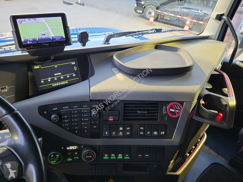 Tracteur Volvo 500