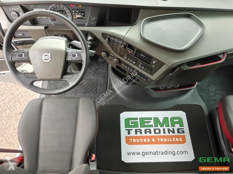 Cap tractor Volvo FH 460 4x2 GlobeTrotter XL...