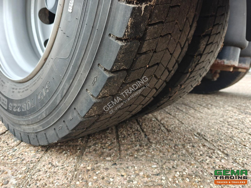 Cap tractor Scania 410 4x2 C19N CrownEdition...
