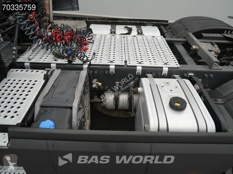 Тягач Volvo 6X4 XL Retarder Hydraulic...