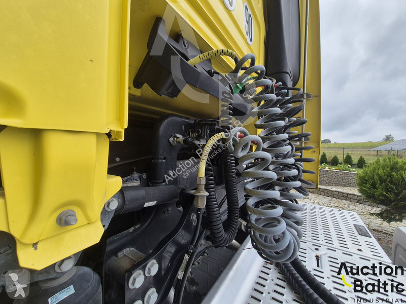 Traktor DAF 480