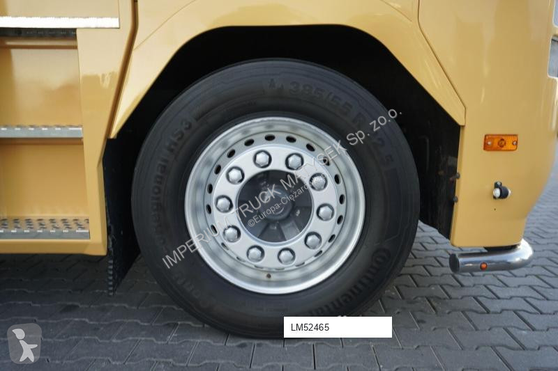 Тягач Renault MAGNUM 520