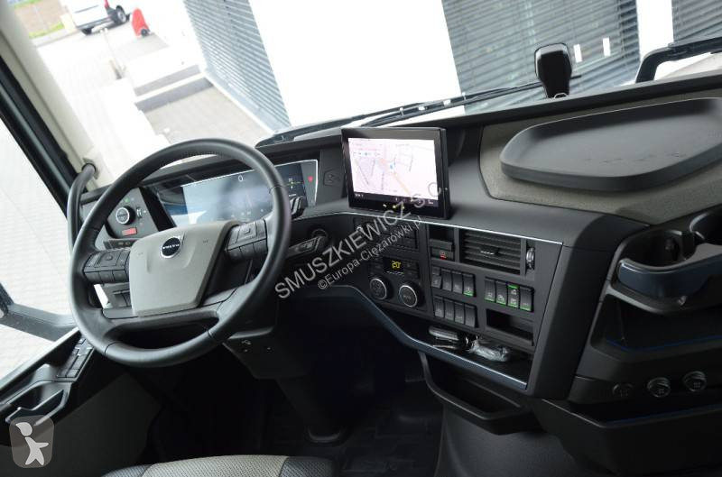 Тягач Volvo 500