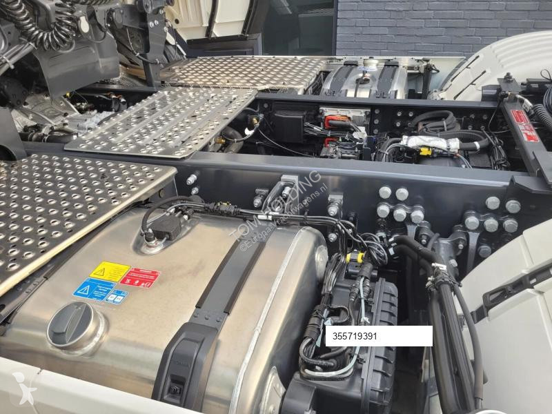 Cabeza tractora Scania R590 V8 NGS New A6X2NB...