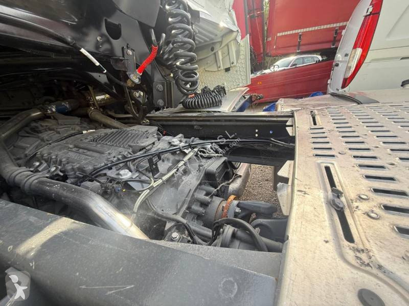 Traktor DAF 530