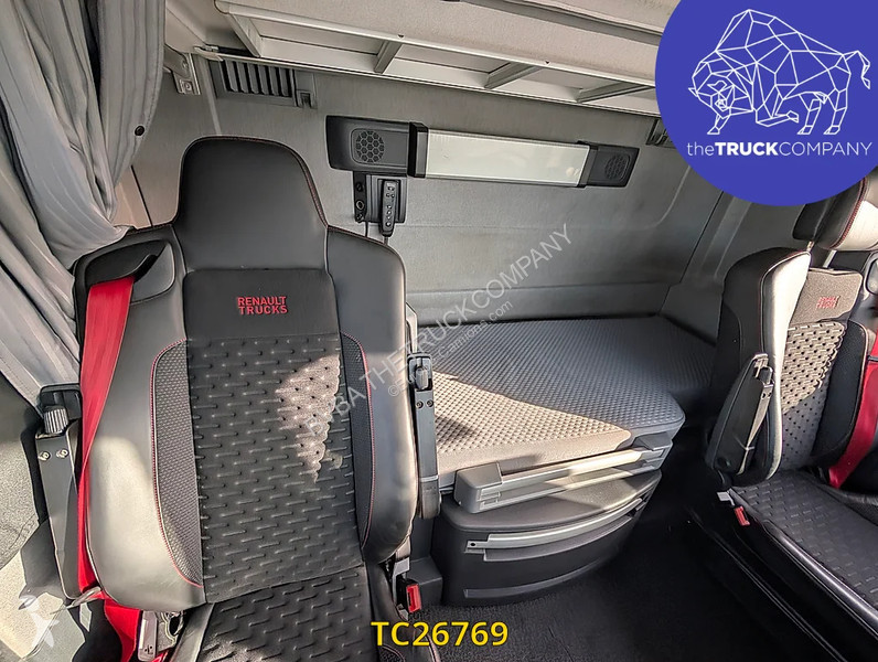 Ciągnik siodłowy Renault T 520