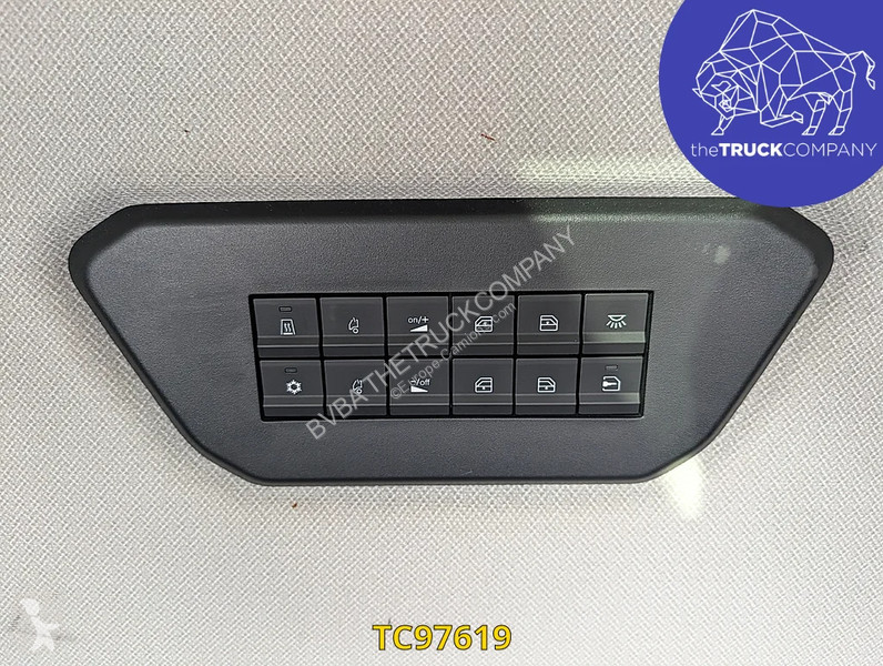 Iveco S-Way 420 tractor unit
