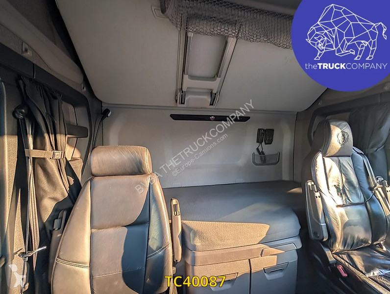 Scania 520 tractor unit