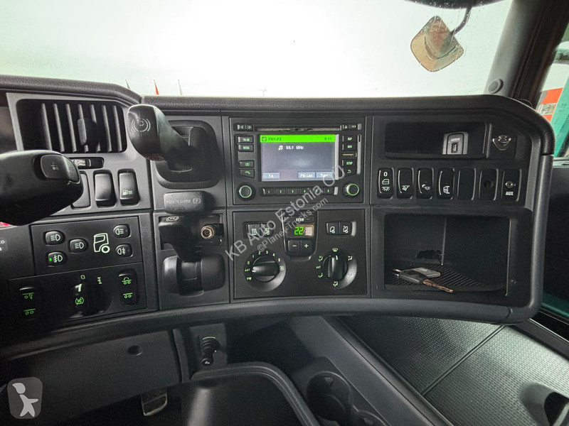 Scania R 520 6x2 RETARDER / DOUBE BOGIE tractor...