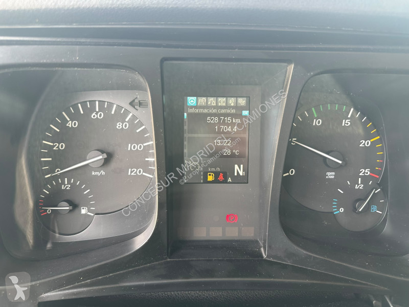 Mercedes  1851 LS tractor unit