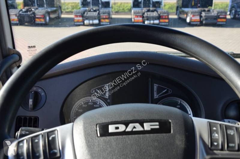 DAF 530 tractor unit