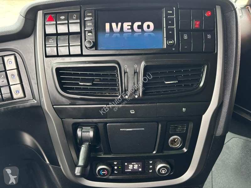 Iveco 480 4x2 ADR tractor unit