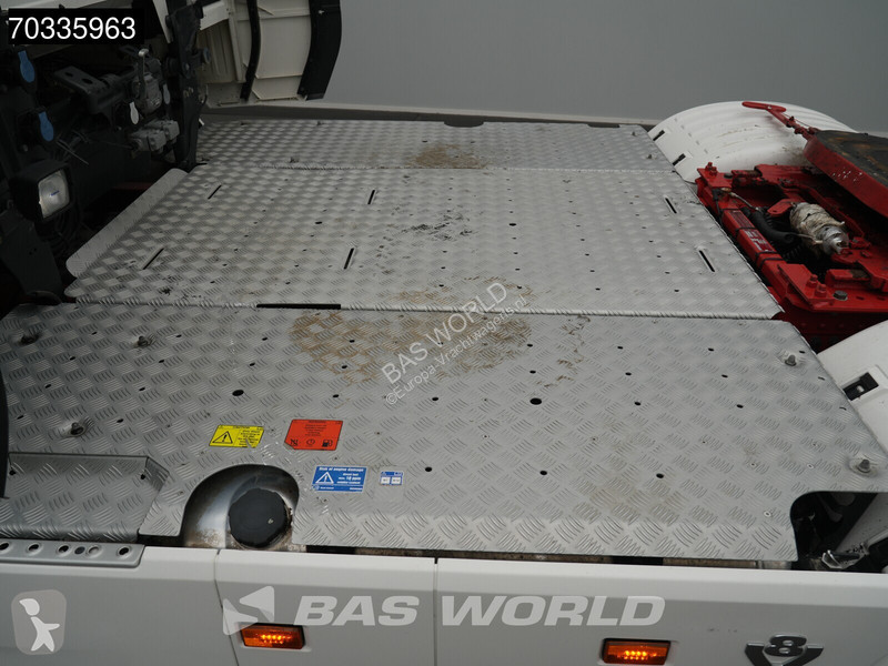 Scania R 590 6X2 V8 Retarder iftachse Full-Air...