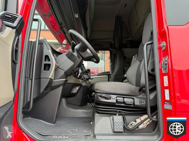 MAN 18 510 tractor unit