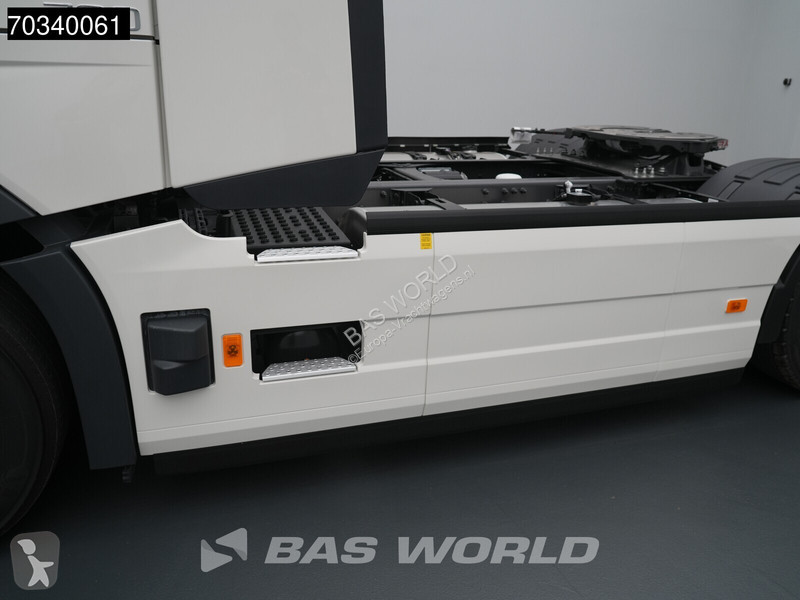 Tahač Volvo 700 FH 4X2 NEW! Retarder 2xTanks...