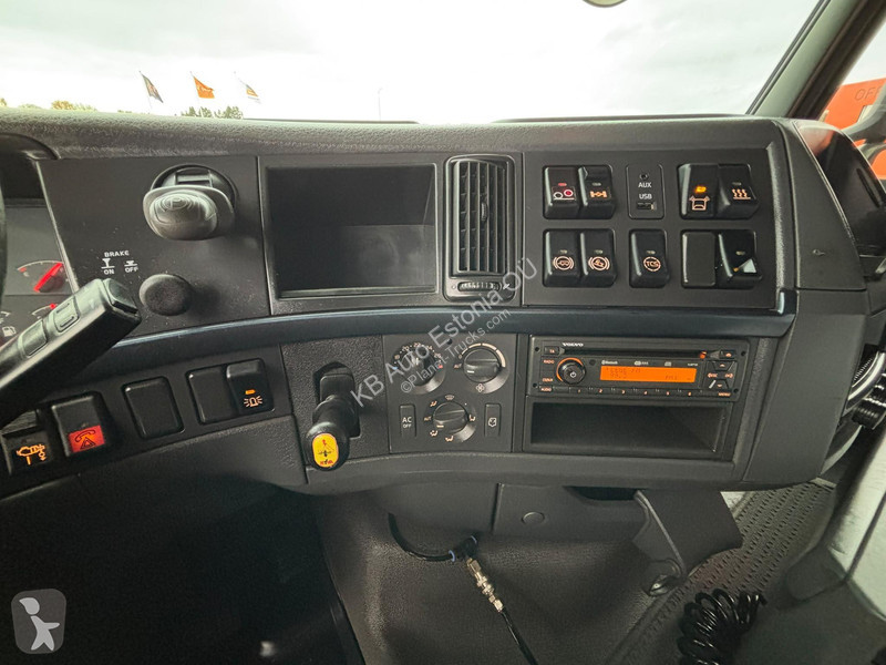Tahač Volvo 500 6x2 GLOBE XL / HYDRAULICS /...