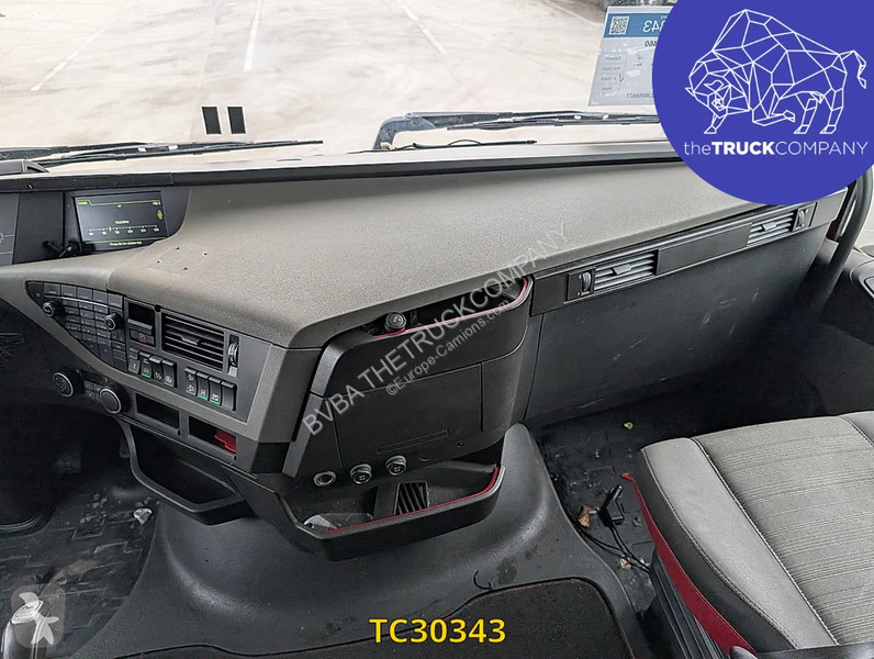 Volvo FH 460 tractor unit