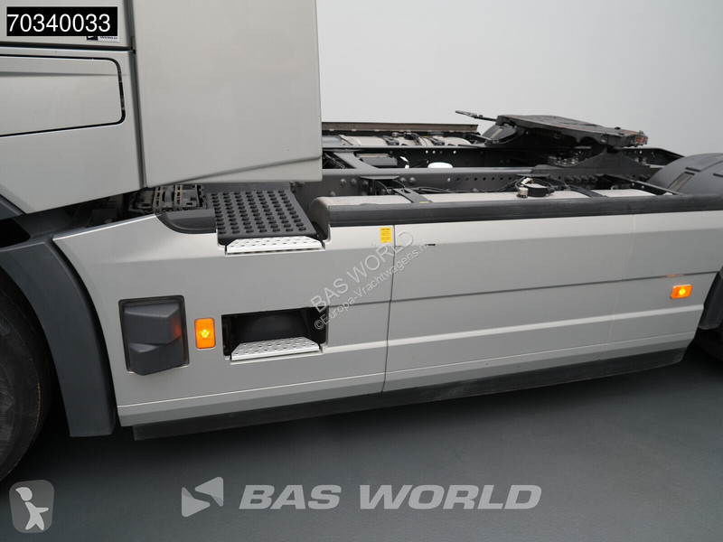 Traktor Volvo FH 460 4X2 XL APK 01-2028 2x...