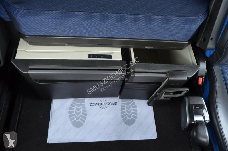 Nyergesvontató Volvo 500 Globetrotter