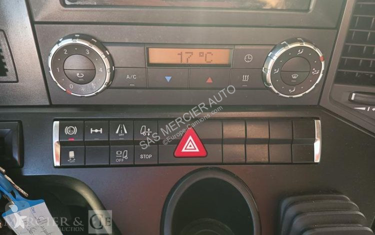 Tratores Mercedes