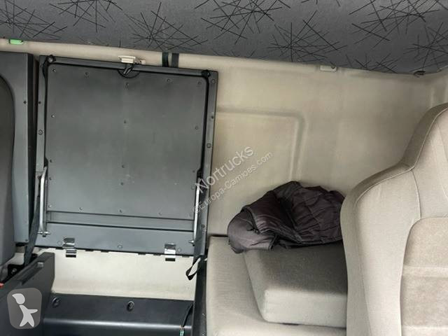 Iveco  tractor unit
