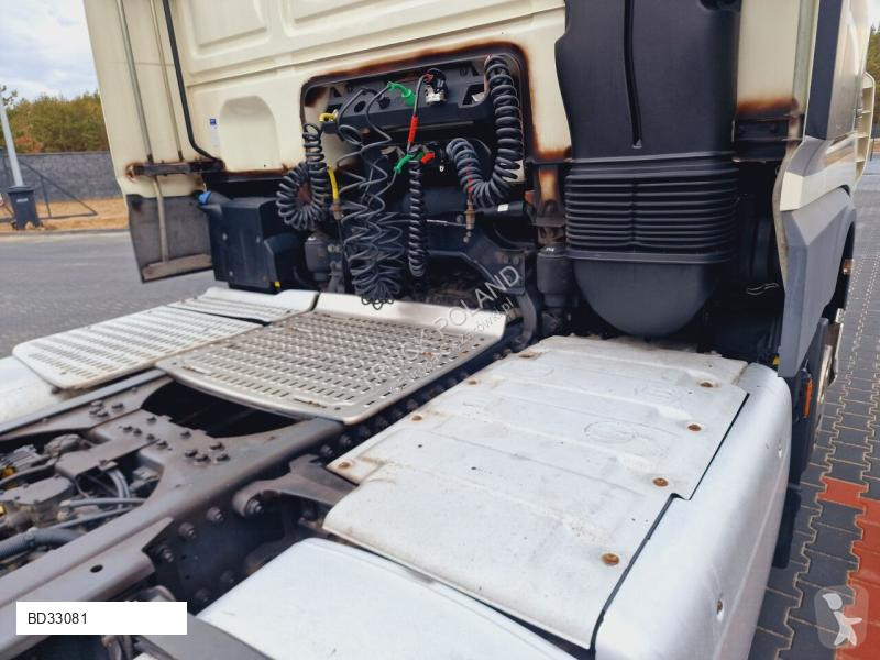 Tracteur DAF 460
